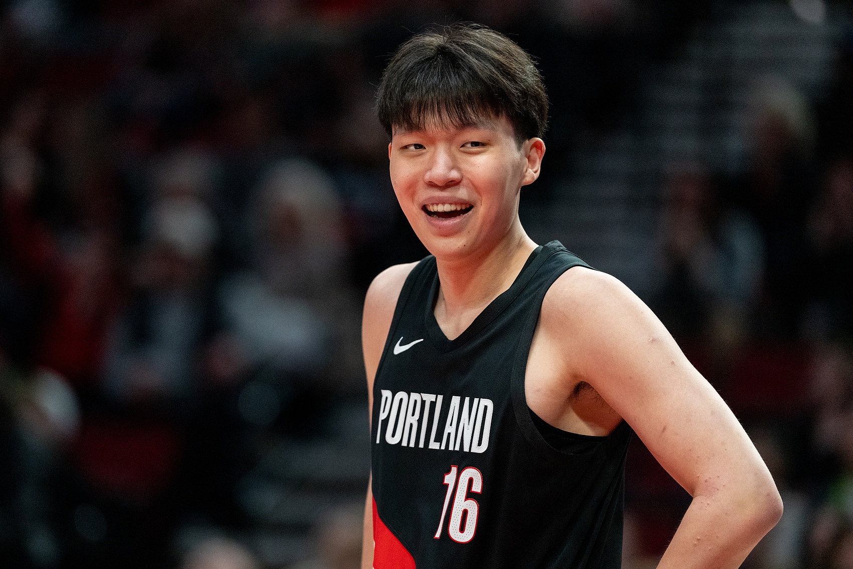 九游体育-杨瀚森点评自己的NBA菜鸟赛季：有太多遗憾&amp;不满 给自己打40-50分